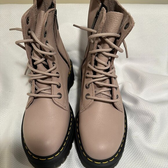Dr. Martens Jadon Taupe Boot - Size 10 - Picture 3 of 8